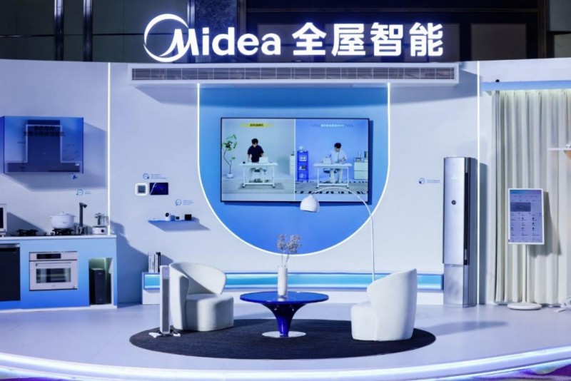 �Ӳ�������У����Ŀյ�ս����Ʒ������ê���߶˼ҵ��ֵ������